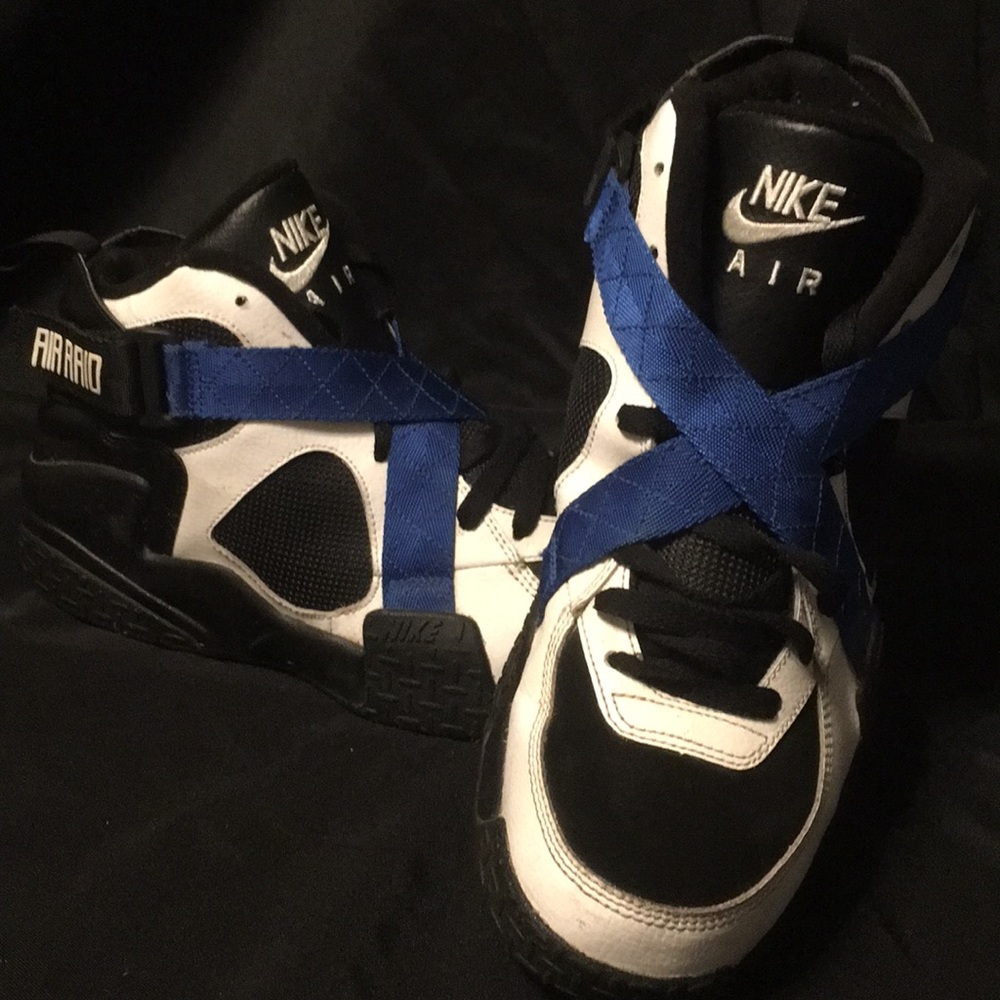 Old School Original Color Nike Air Raids